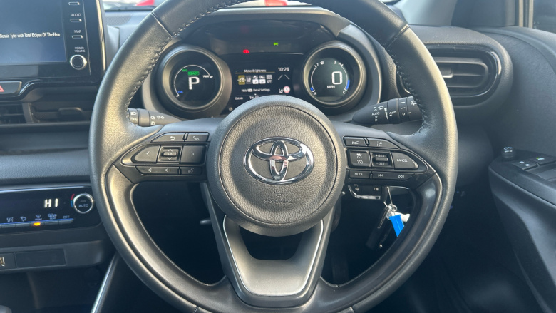 Toyota Yaris 1.5 Hybrid Design 5dr CVT Hybrid Hatchback